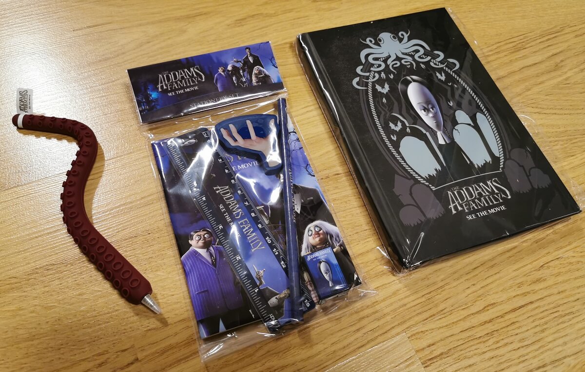 Gewinnspiel Verlosung Die Addams Family Goodies