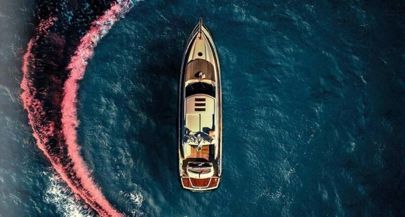 Die Yacht